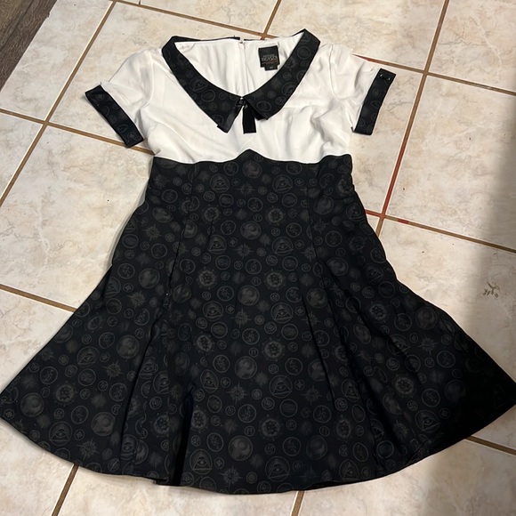 Fantastic Beasts size M - Picture 2 of 9